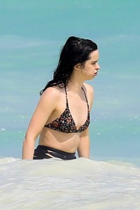 Krysten Ritter in Bikini at the Beach in Cancun 03/19/2016-4