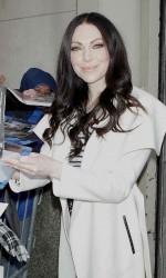 Laura Prepon Greets her Fans in New York City 03/02/2016