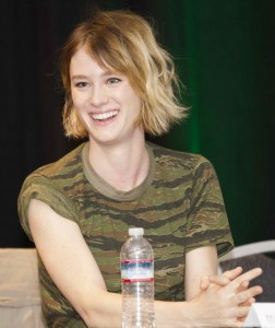 Mackenzie Davis at the Silicon Valley Comic Con in San Jose 03/19/2016-2