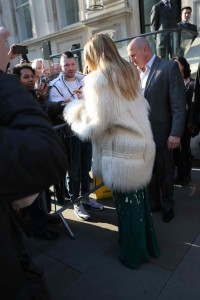 Mariah Carey Leaving Her Hotel in London 03/17/2016-3