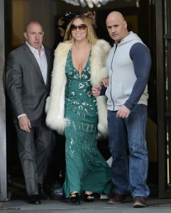 Mariah Carey Leaving Her Hotel in London 03/17/2016-5