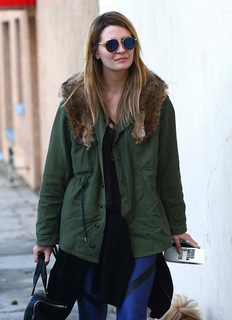 Mischa Barton Arrives to Dance Practice With Her Pup in Los Angeles 03/11/2016-1