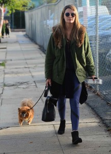 Mischa Barton Arrives to Dance Practice With Her Pup in Los Angeles 03/11/2016-4