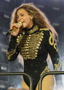 Beyonce Performs at Marlins Park in Miami 04/27/2016-5