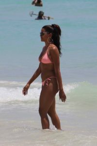 Claudia Jordan Wearing a Pink Bikini at the Beach in Miami 04/23/2016-2