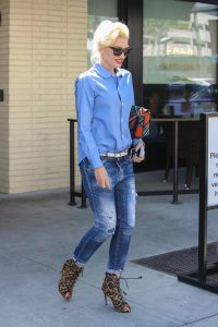 Gwen Stefani Leaves The Palm in Beverly Hills 04/22/2016-5