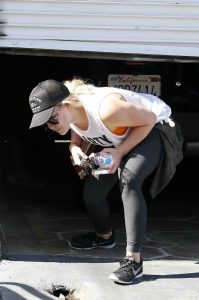 Hilary Duff at a Gym in West Hollywood 04/20/2016-2