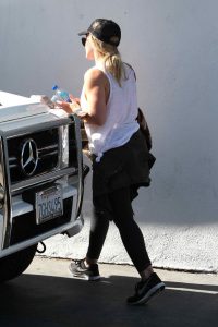 Hilary Duff at a Gym in West Hollywood 04/20/2016-5