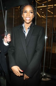 Kelly Rowland in Black Coat in NYC 04/04/2016-3