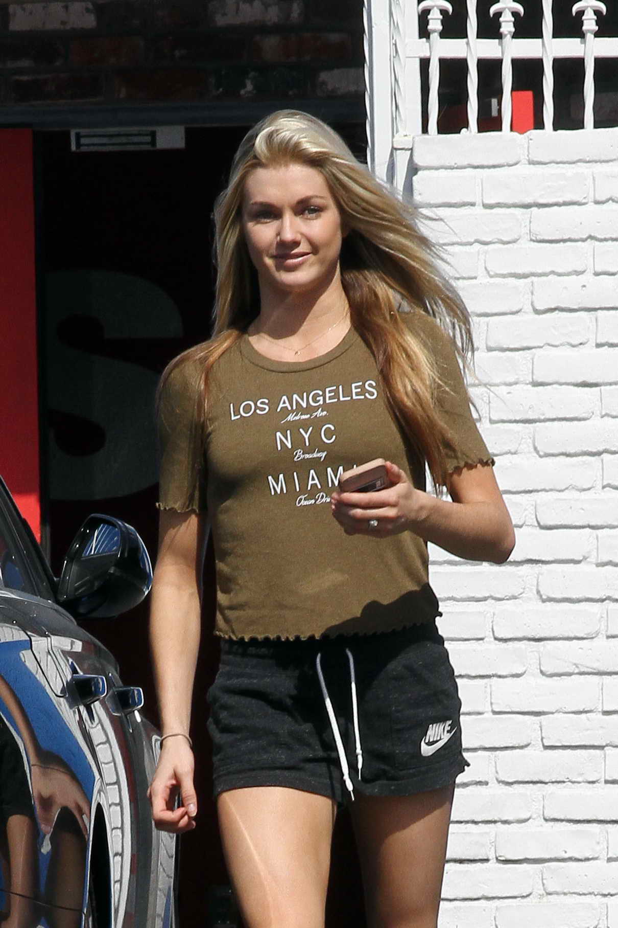 Lindsay Arnold Arrives at the Dancing With the Stars Studio in ...