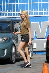Lindsay Arnold Arrives at the Dancing With the Stars Studio in Hollywood 04/29/2016-5
