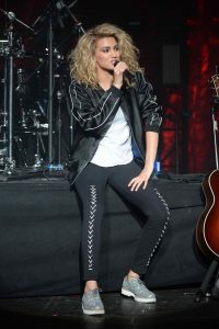Tori Kelly Performes at the Fillmore in Miami Beach 04/17/2016-5