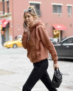 Gigi Hadid Out in New York City 05/07/2016-4