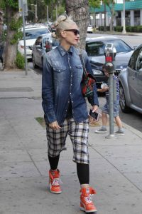 Gwen Stefani Leaves the Nail Salon in Studio City 05/06/2016-5