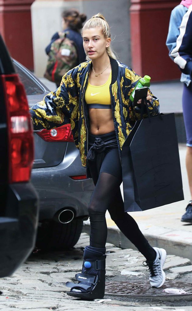 Hailey Baldwin Out in New York 05/24/2016-2