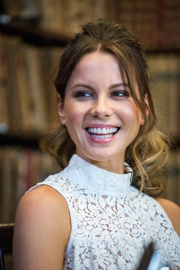 Kate Beckinsale at the Oxford Union in Oxford 05/27/2016-1