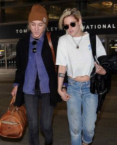 Kristen Stewart Arrives at LAX Airport in Los Angeles 05/19/2016-4