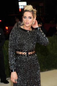 Kristen Stewart at the Costume Institute Gala in New York 05/02/2016-4