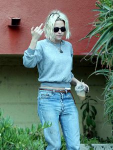 Kristen Stewart Out in Los Feliz 05/06/2016-5