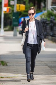 Olivia Wilde Out in New York City 05/10/2016-3