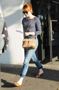 Emma Stone Leaves a Hair Salon in Los Angeles 06/08/2016-3