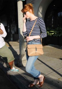 Emma Stone Leaves a Hair Salon in Los Angeles 06/08/2016-4