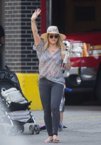 Hilary Duff Catches a Cab in New York City 06/29/2016-3