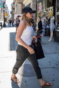 Jennifer Aniston Goes Shopping in SoHo 06/15/2016-3