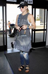 Kate Hudson at LAX Airport in LA 06/23/2016-2