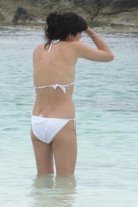 Selma Blair in Bikini at the Beach in Cancun 06/19/2016-5