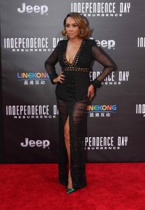 Vivica A. Fox at Independence Day: Resurgence Premiere at TCL Chinese Theatre in Hollywood 06/20/2016-4