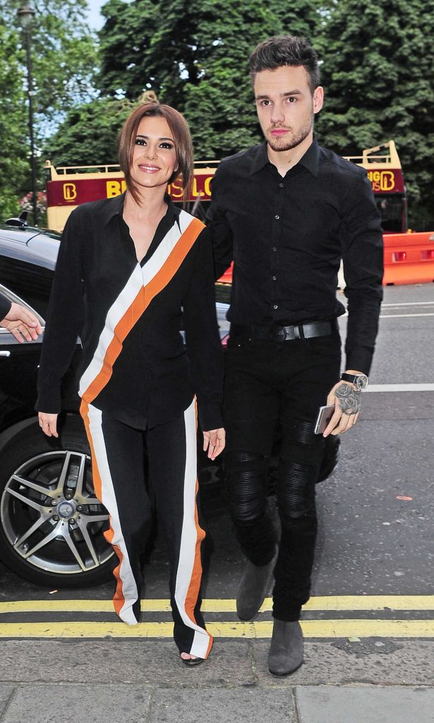 Cheryl Fernandez-Versini Was Seen Out in Central London 06/30/2016-1