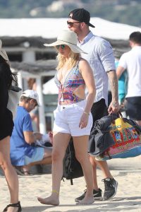 Ellie Goulding in Bikini at the Beach in Miami 07/21/2016-8