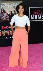 Gloria Govan at the Bad Moms Premiere in Los Angeles 07/26/2016