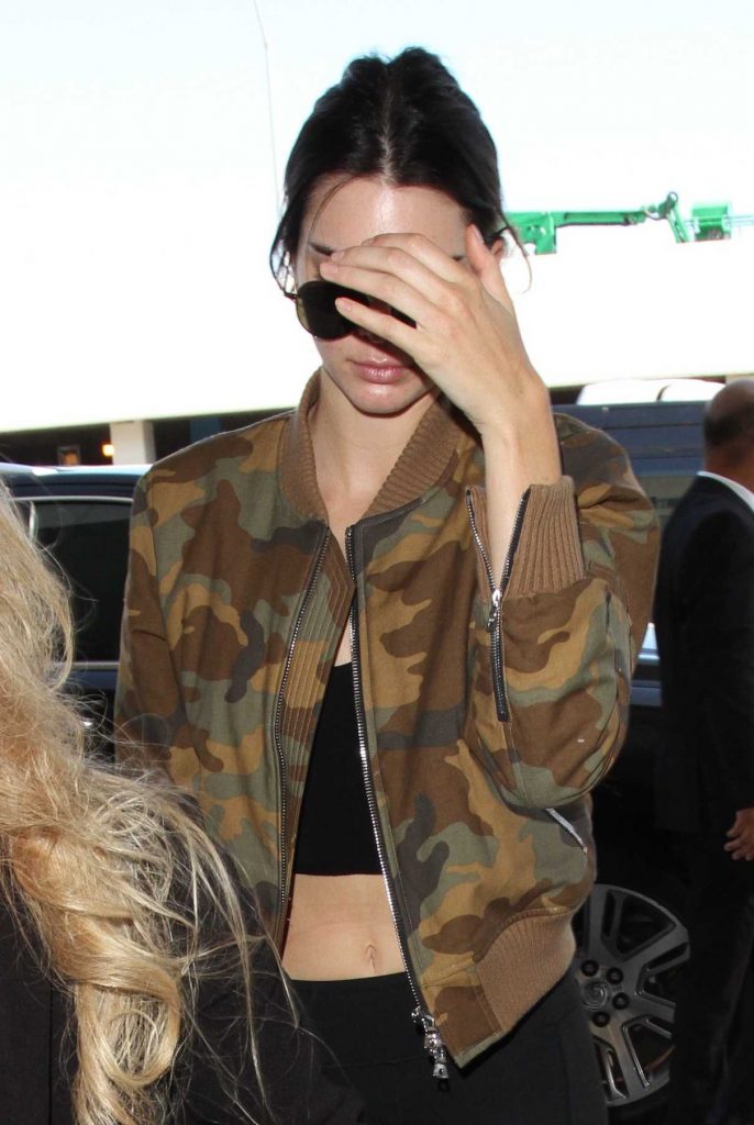 Kendall Jenner at LAX Airport in LA 07/19/2016-1