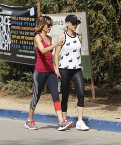 Lisa Rinna Films for Real Housewives of Beverly Hills in Los Angeles 07/30/2016-5