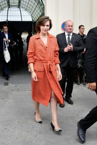 Milla Jovovich Arrives at the Chanel Show in Paris 07/05/2016-5