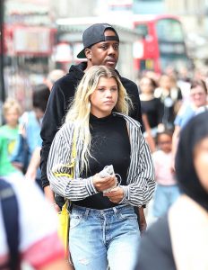 Sofia Richie Goes Shopping Oxford Street in London 07/29/2016-2