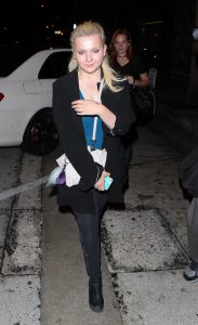 Abigail Breslin Leaves Craig's Restaurant in West Hollywood 08/16/2016-2