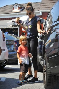 Alessandra Ambrosio Was Seen Out in Los Angeles 08/27/2016-5