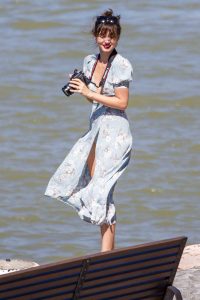 Ana de Armas With Her Mother and Dog Was Seen Out in New York 08/07/2016-2