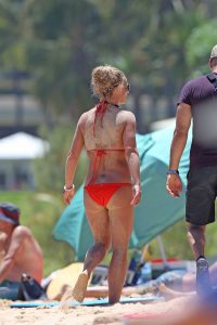 Britney Spears in Bikini at the Beach in Hawaii 08/04/2016-3