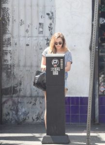 Elizabeth Olsen Was Seen Out in Hollywood 08/07/2016-2