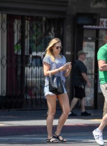 Elizabeth Olsen Was Seen Out in Hollywood 08/07/2016-5