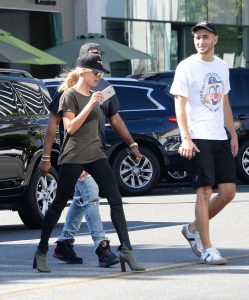 Hailey Baldwin Visits Urth Cafe in Beverly Hills 08/18/2016-4