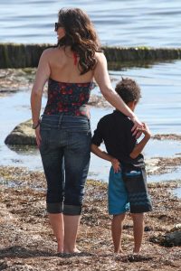 Idina Menzel Was Seen Filming Scenes for the Beaches Remake in Surrey 08/26/2016-5