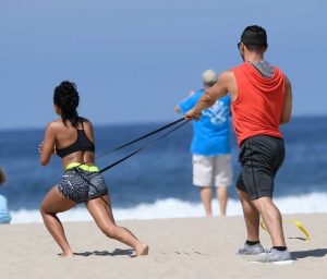 Karrueche Tran Does Fitness Session at the Beach in Venice 08/02/2016-8