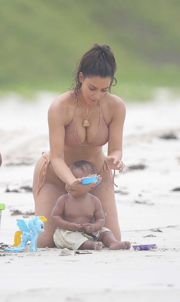 Kim Kardashian in Bikini at the Beach in Mexico 08/18/2016-1