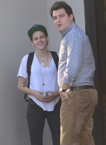 Kristen Stewart Leaves Ridley Scotts Production Company in West Hollywood 08/15/2016-5