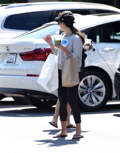 Lea Michele Was Seen Out in Brentwood 08/18/2016-4